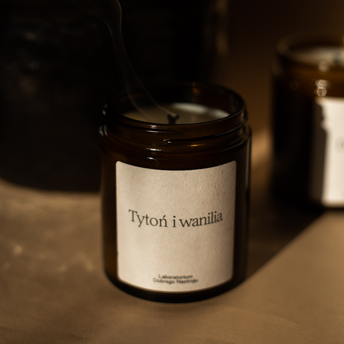 Tytoń i wanilia - świeca sojowa 180ml