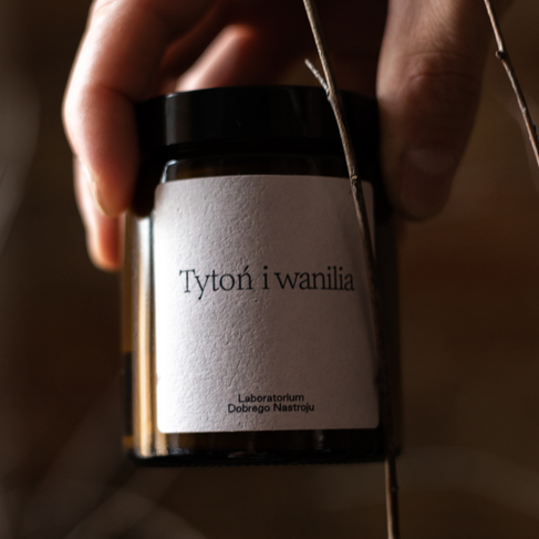 Tytoń i wanilia - świeca sojowa 180ml