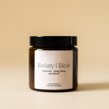 Kwiaty i liście - świeca sojowa 120ml