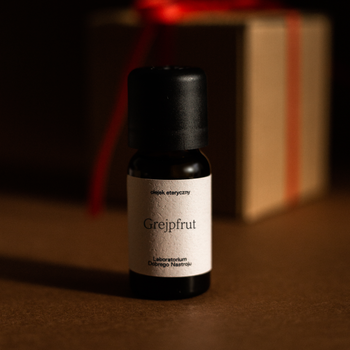 Grapefruit essential oil